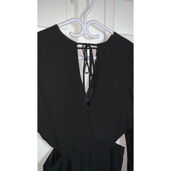 Black Long Sleeve Romper • Size L - Picture 4 of 6